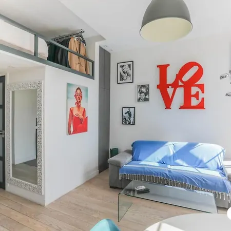 Apartment Port Of Air Conditioned *